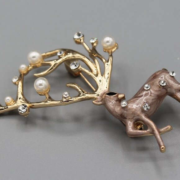 Deer Holidays Christmas pin brooch jewelry fashion pearl pearls elegant new - Picture 8 of 12